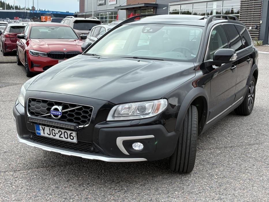 VOLVO XC70 2016