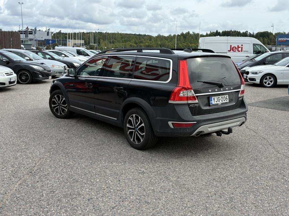 VOLVO XC70 2016