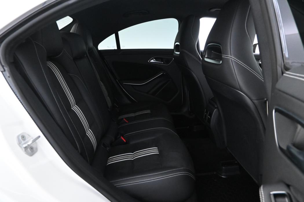 MERCEDES-BENZ CLA 2017