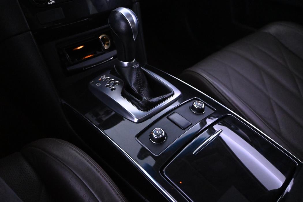 INFINITI FX30D 2010
