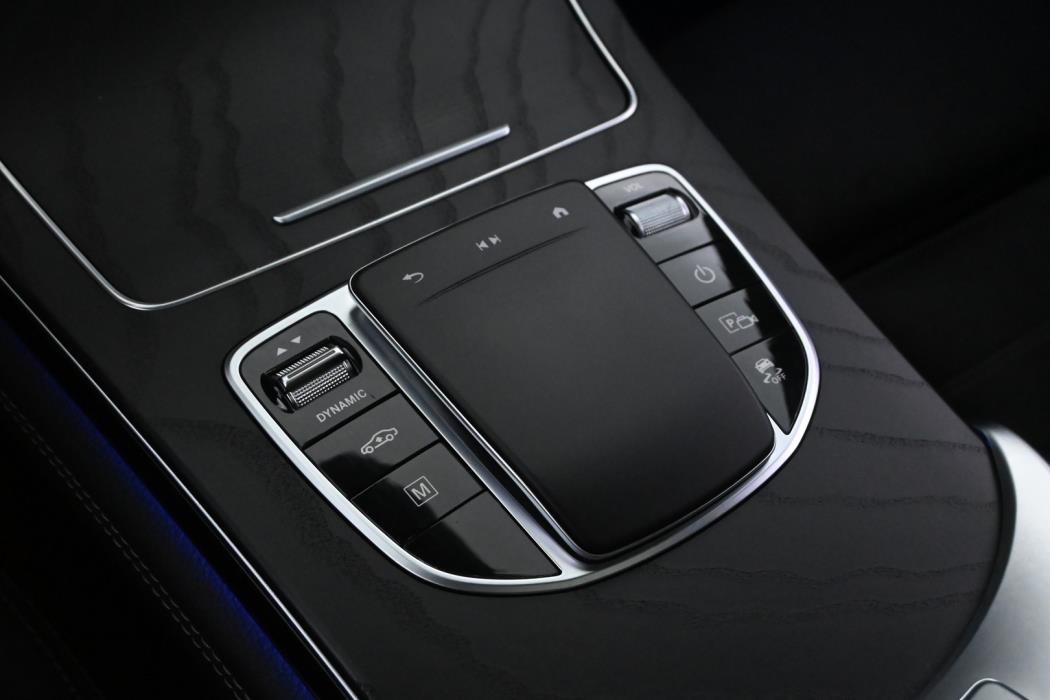 MERCEDES-BENZ GLC 2020