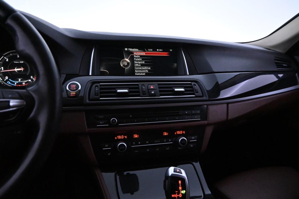 BMW 520 2016