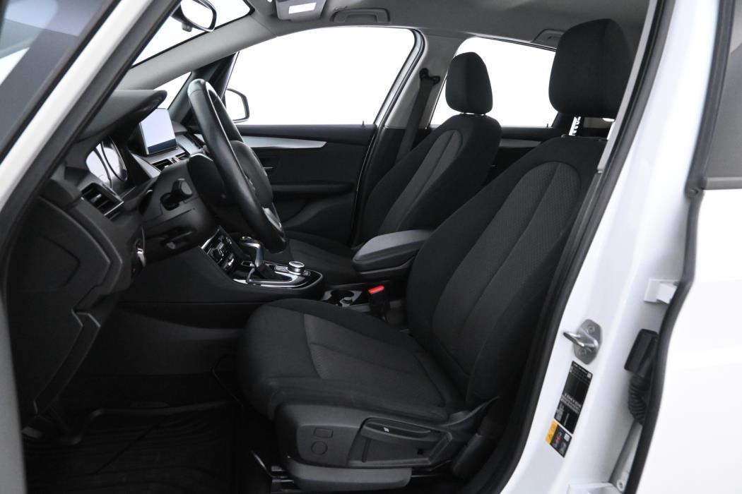 BMW 225 2020