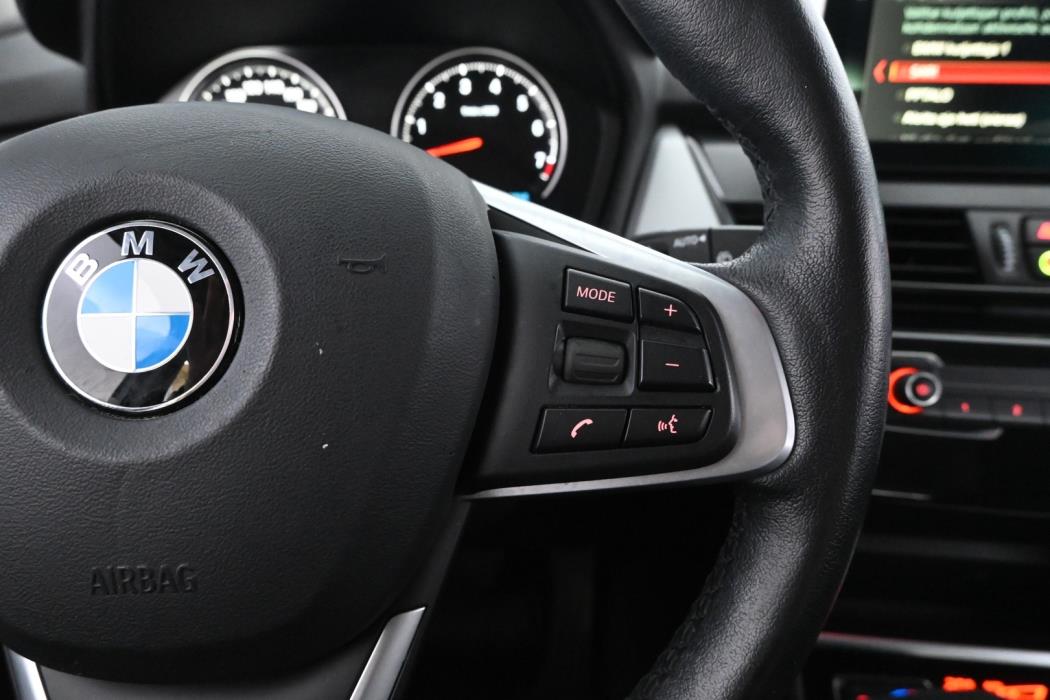 BMW 225 2020
