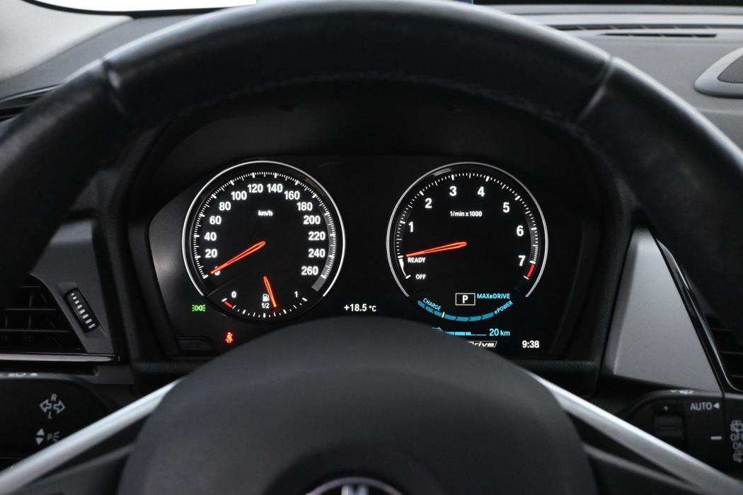 BMW 225 2020
