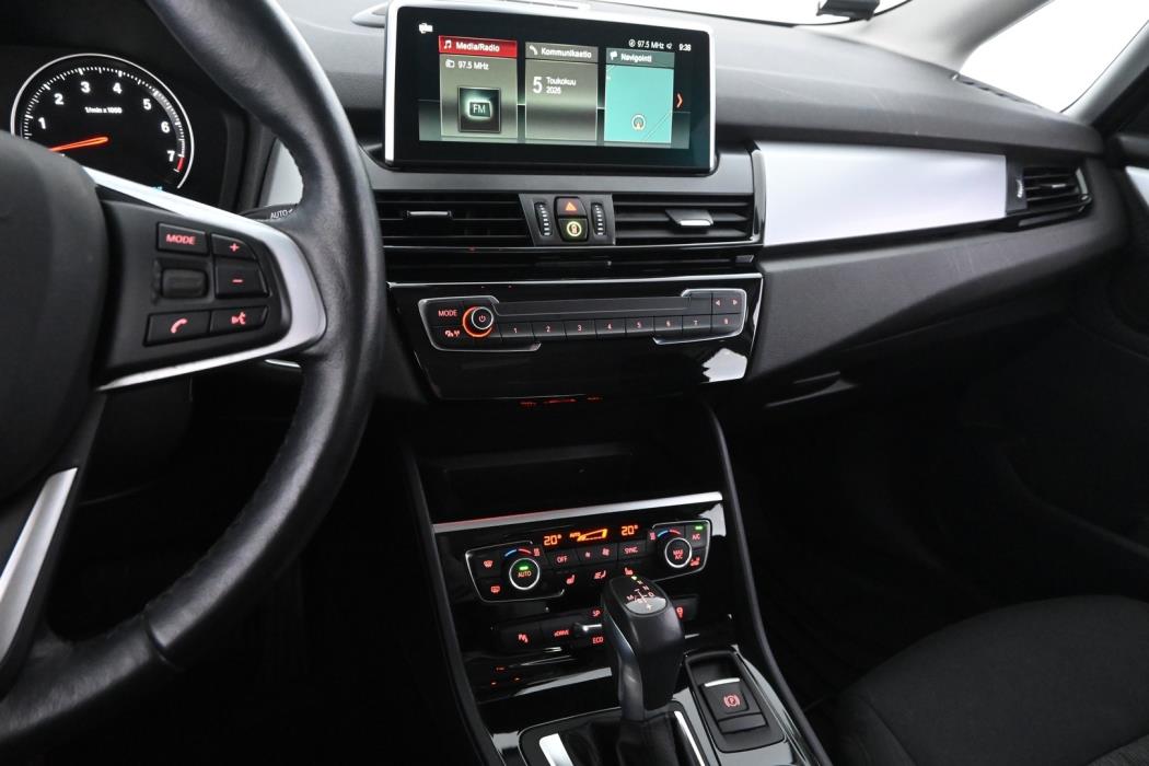 BMW 225 2020