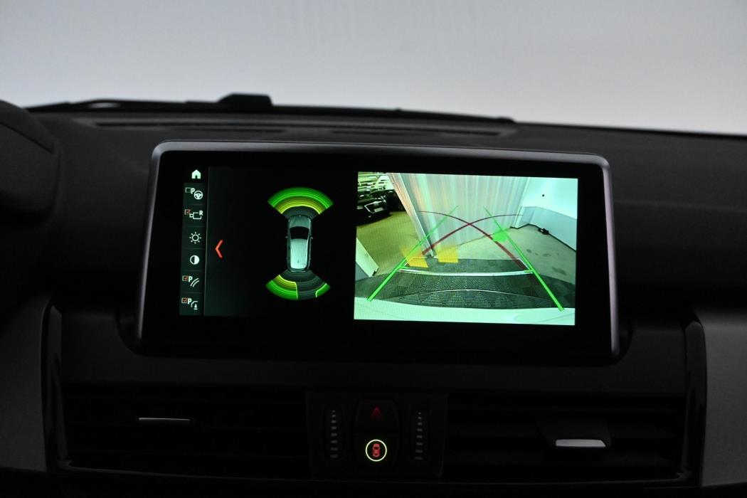 BMW 225 2020