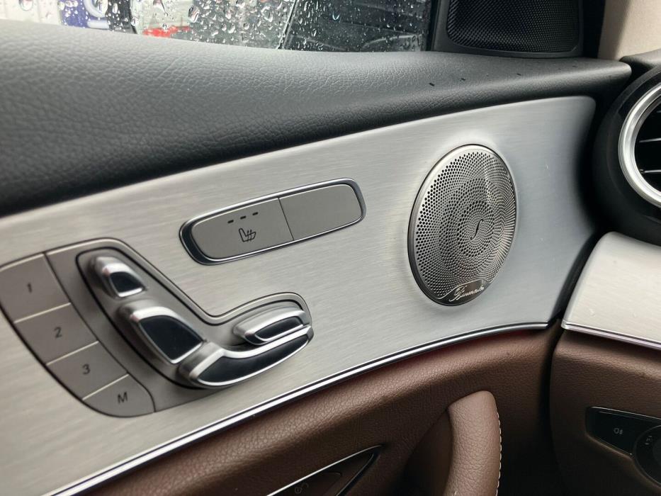 MERCEDES-BENZ E 2021