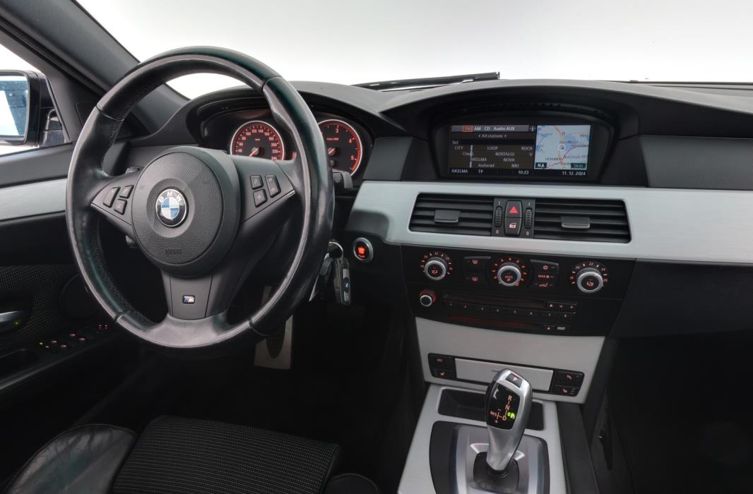 BMW 525 2007