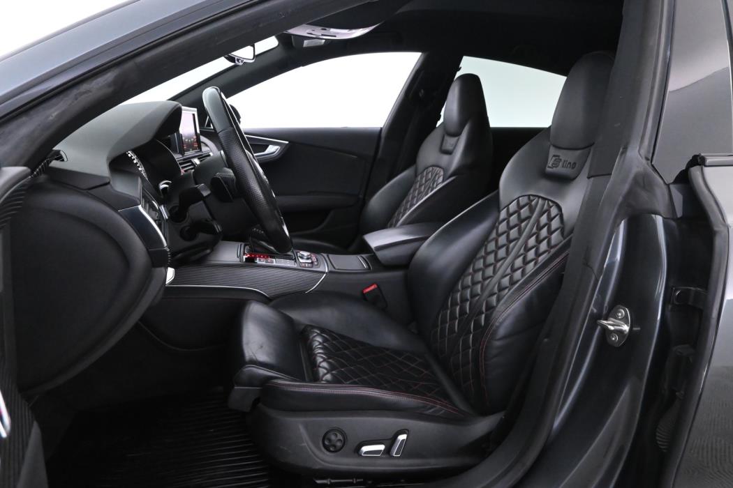 AUDI A7 2015