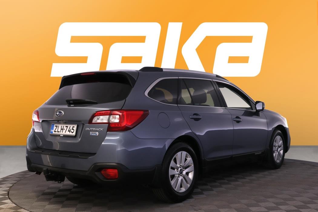 SUBARU Outback 2016