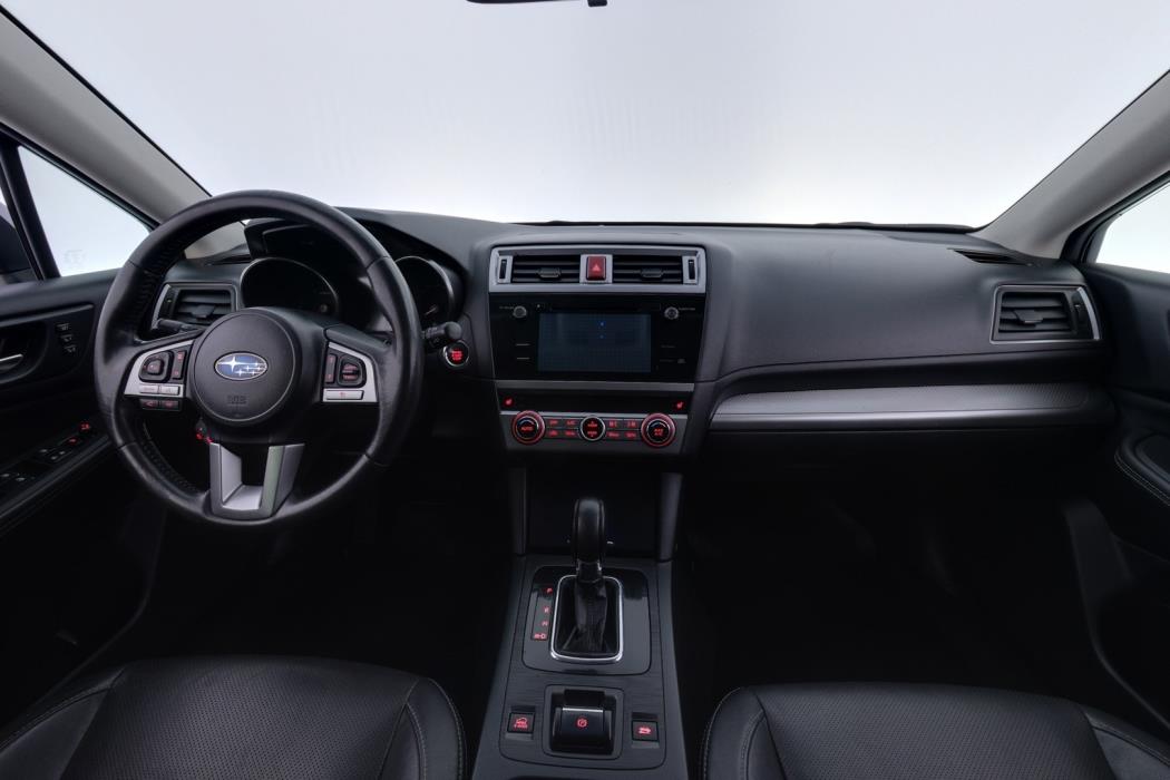 SUBARU Outback 2016