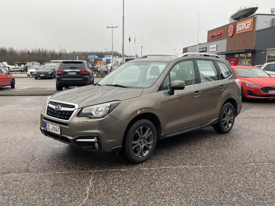 SUBARU Forester 2016