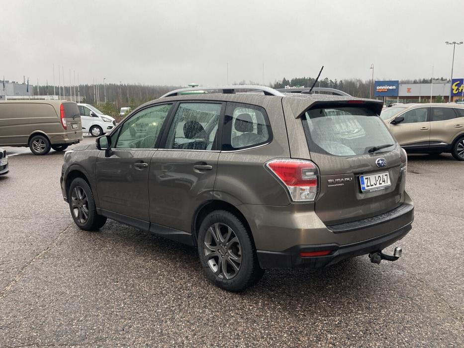 SUBARU Forester 2016