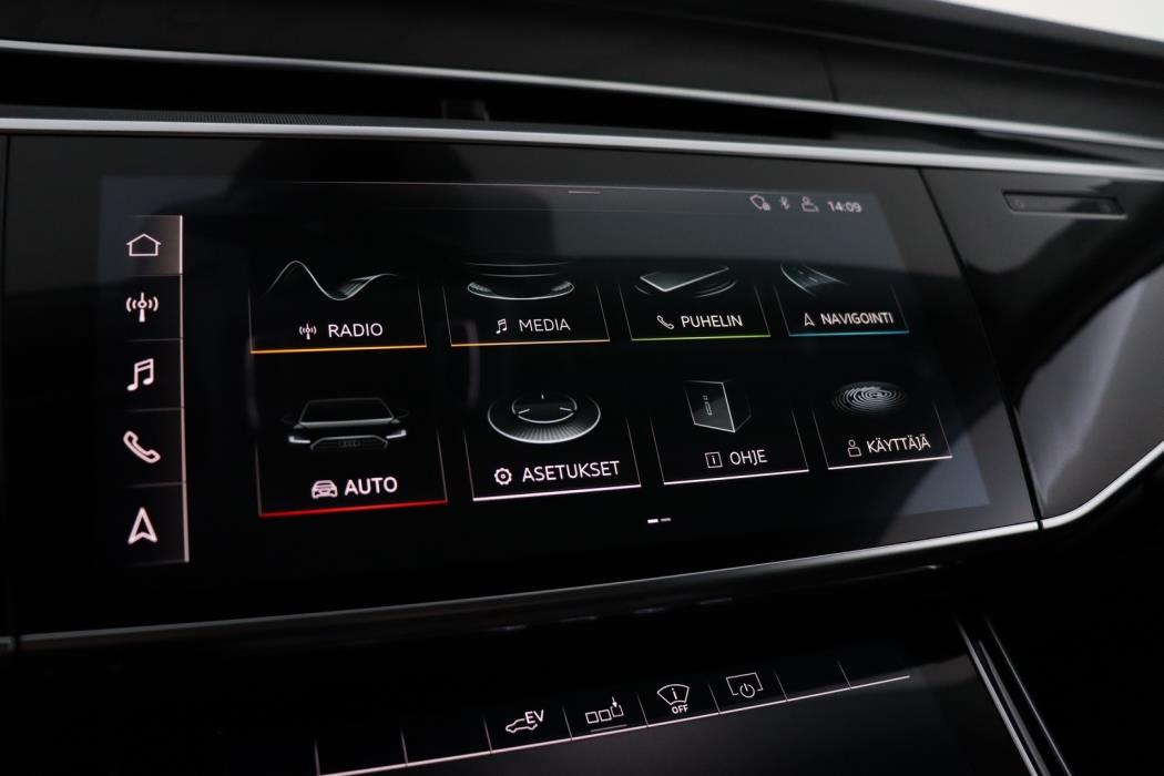 AUDI A8 2020