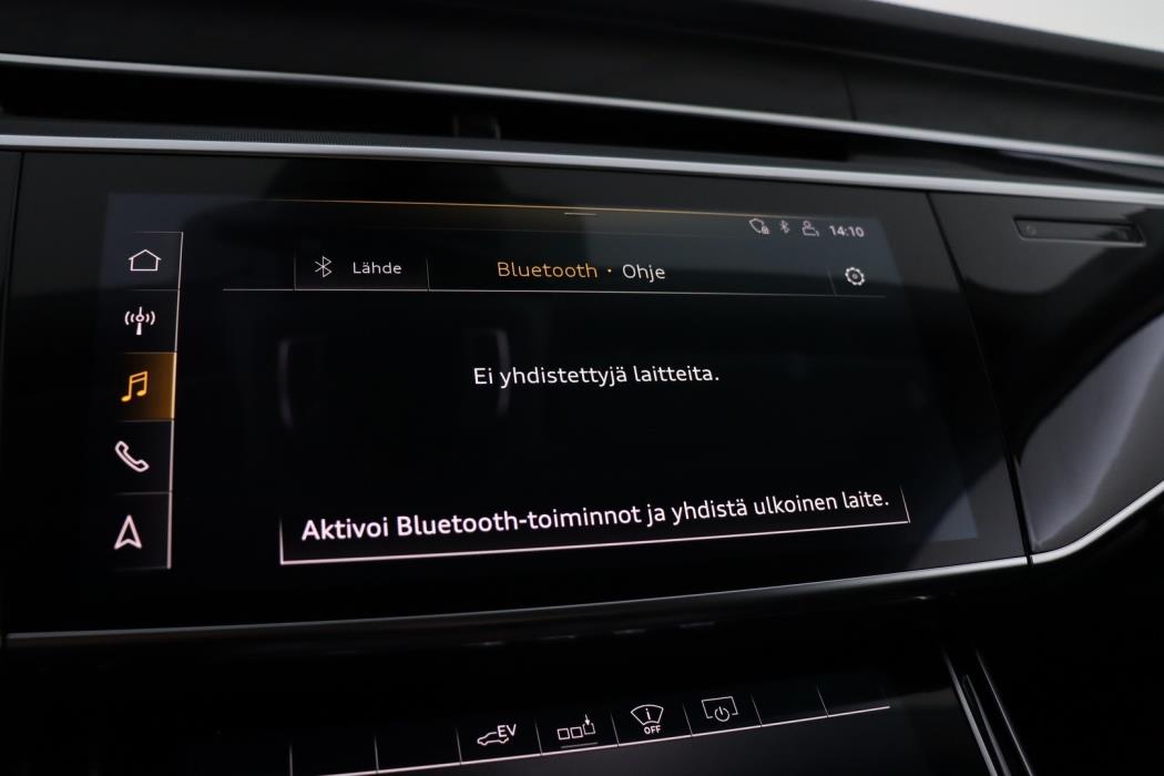AUDI A8 2020