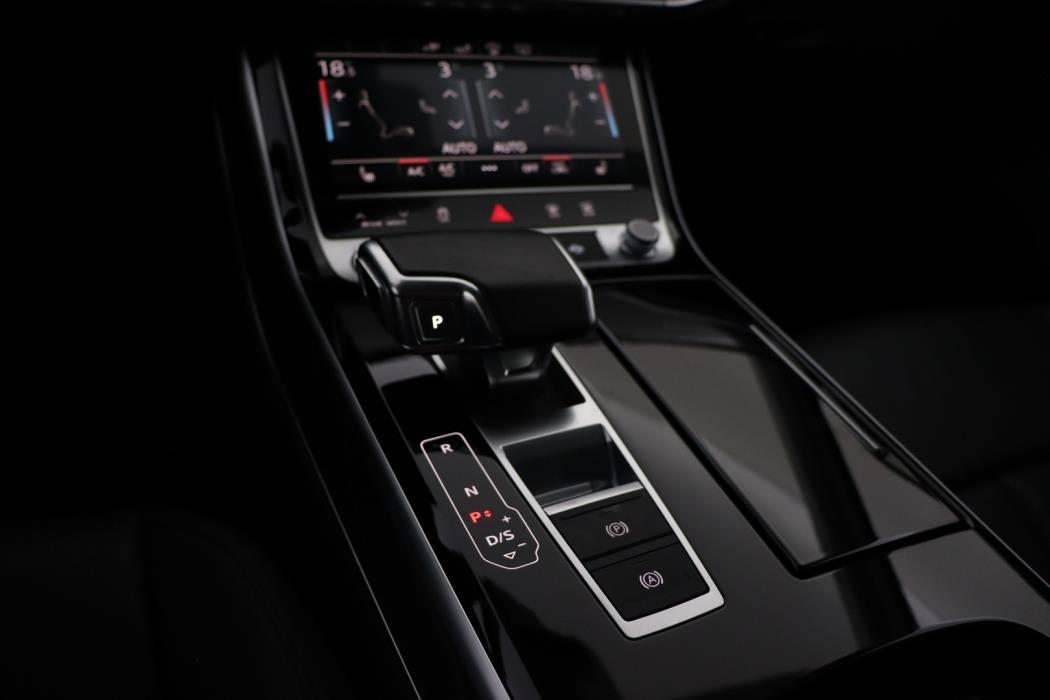 AUDI A8 2020