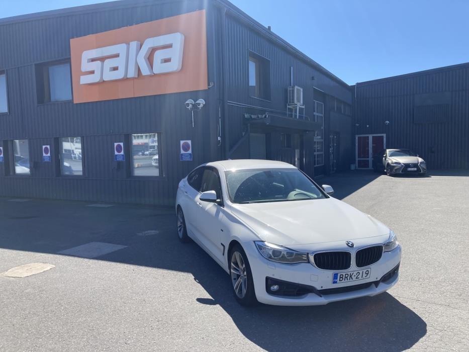 BMW 320 Gran Turismo 2013