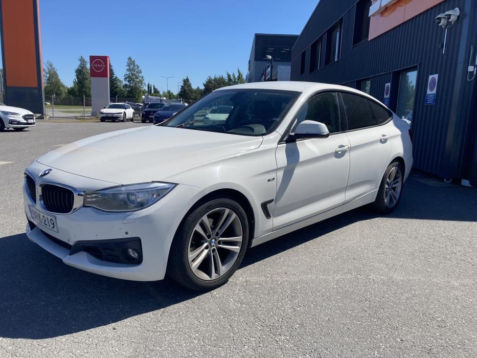BMW 320 Gran Turismo 2013