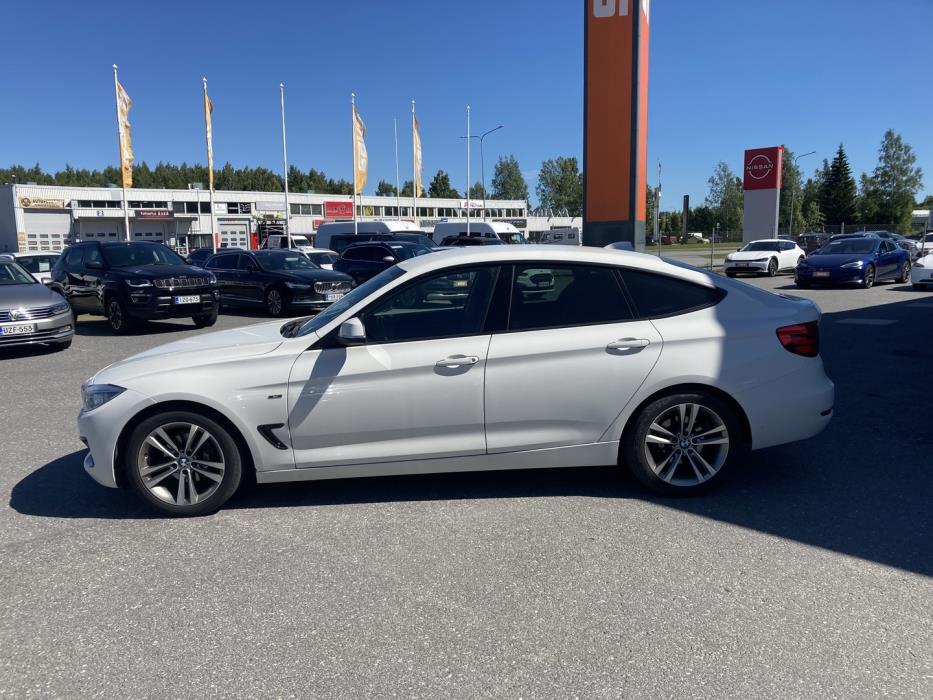 BMW 320 Gran Turismo 2013