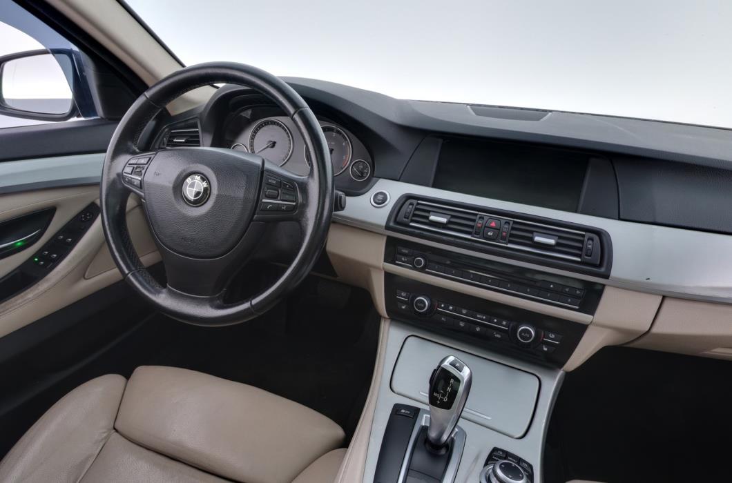 BMW 530 2011