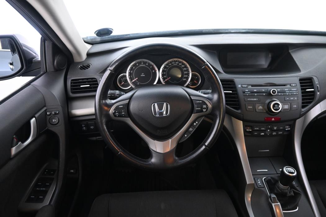 HONDA Accord 2011