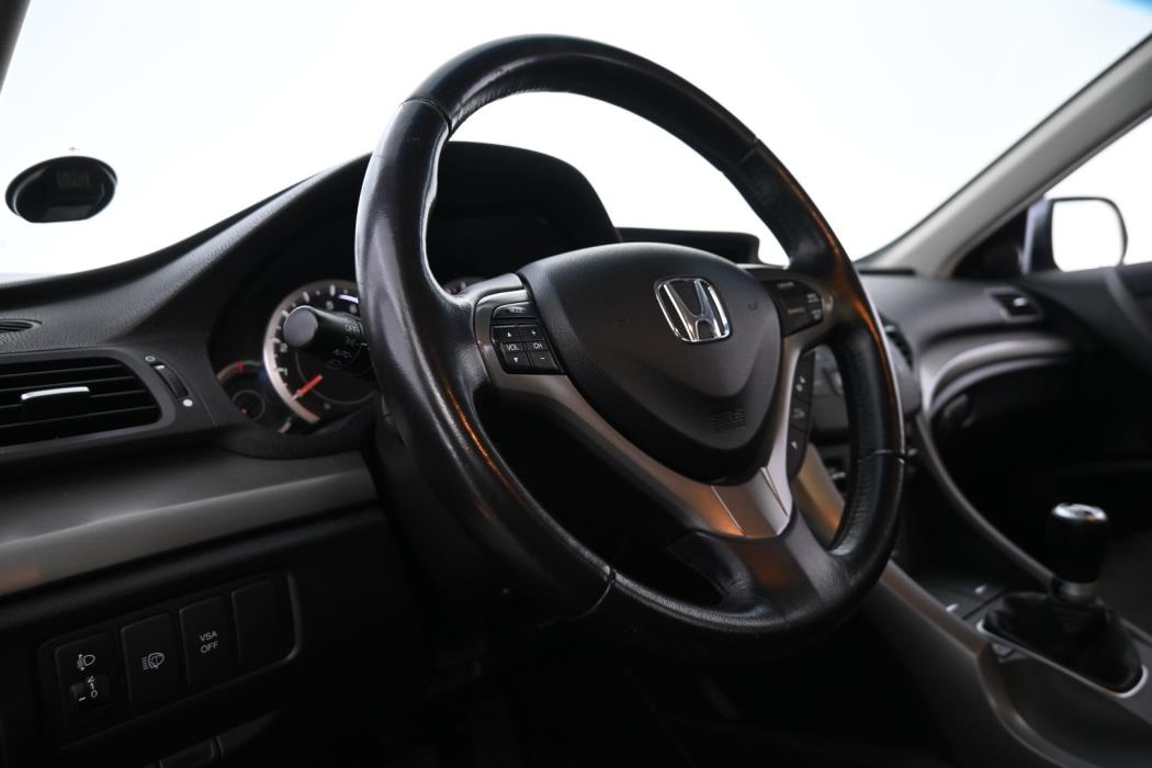 HONDA Accord 2011