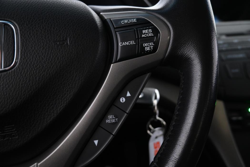 HONDA Accord 2011