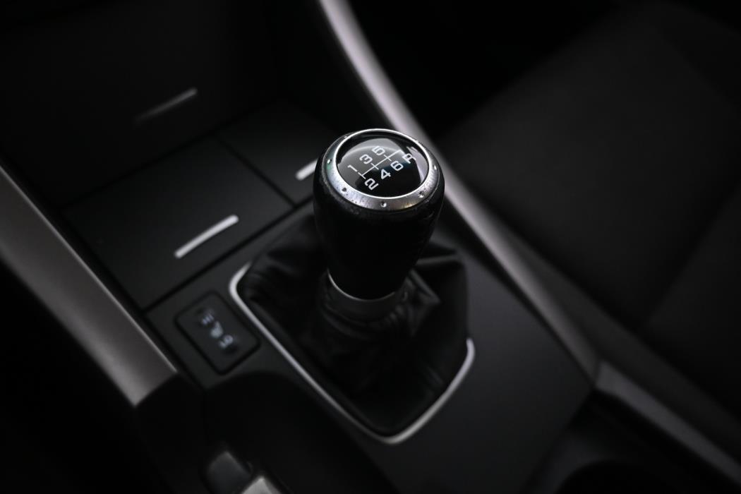 HONDA Accord 2011