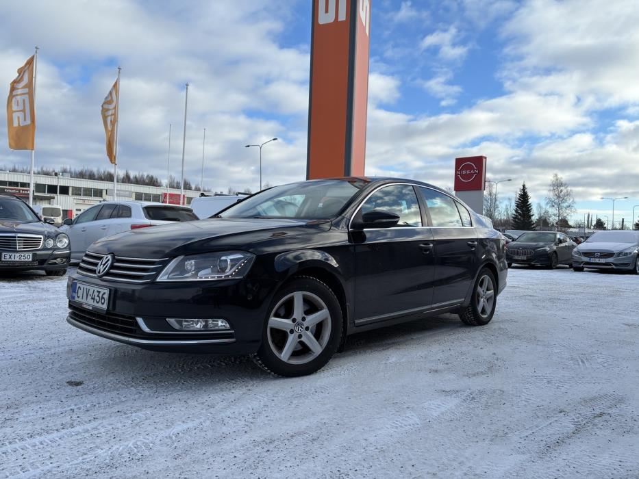 VOLKSWAGEN Passat 2013