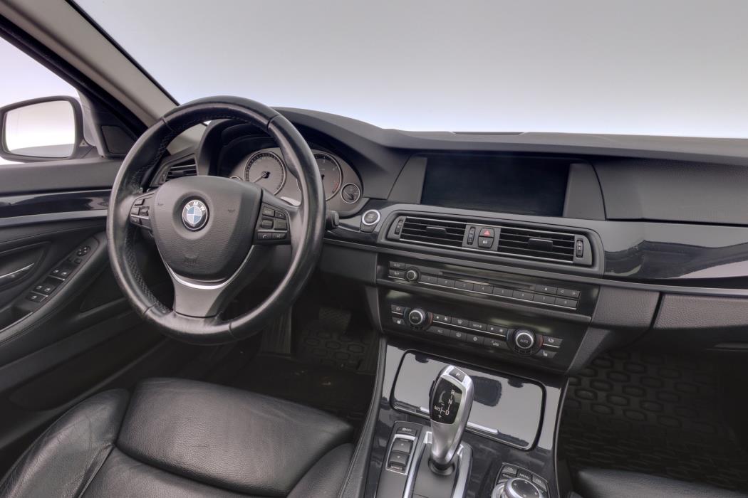 BMW 525 2011