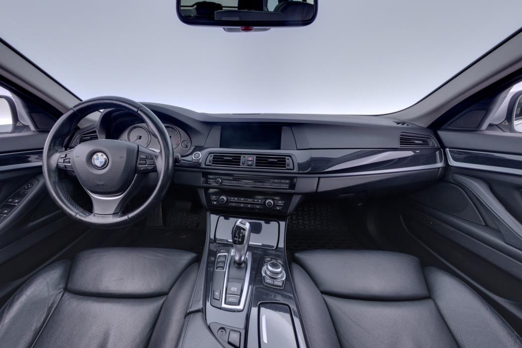 BMW 525 2011