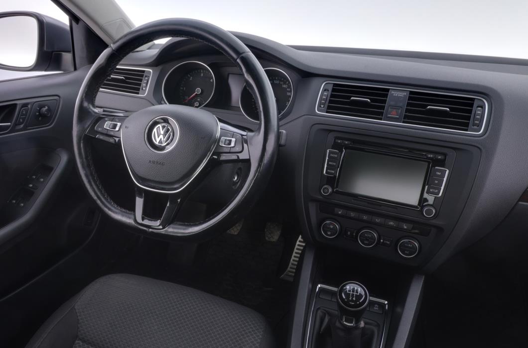 VOLKSWAGEN Jetta 2015