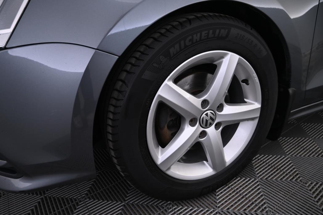 VOLKSWAGEN Jetta 2015