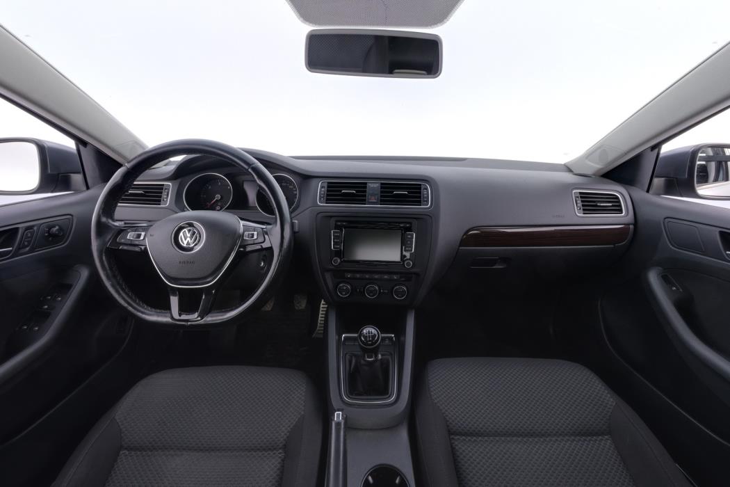 VOLKSWAGEN Jetta 2015