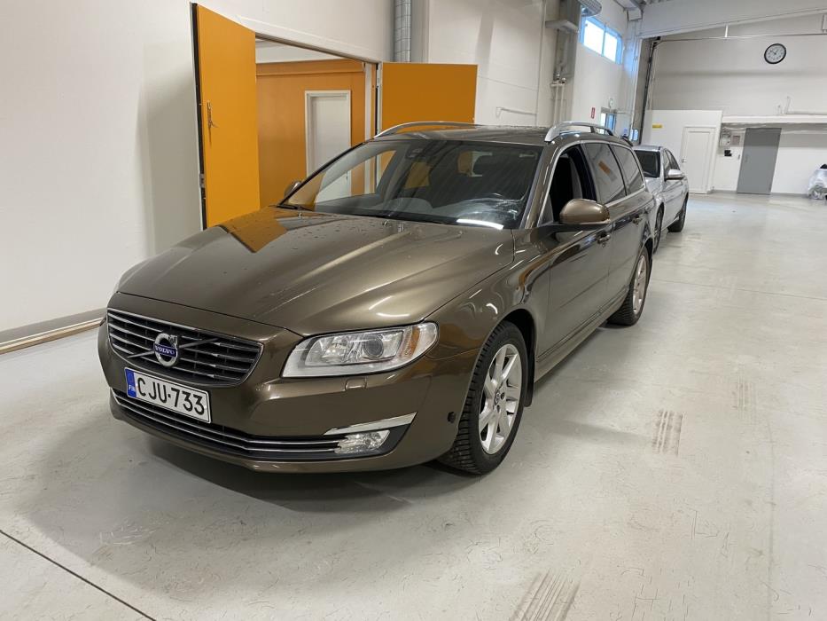 VOLVO V70 2016