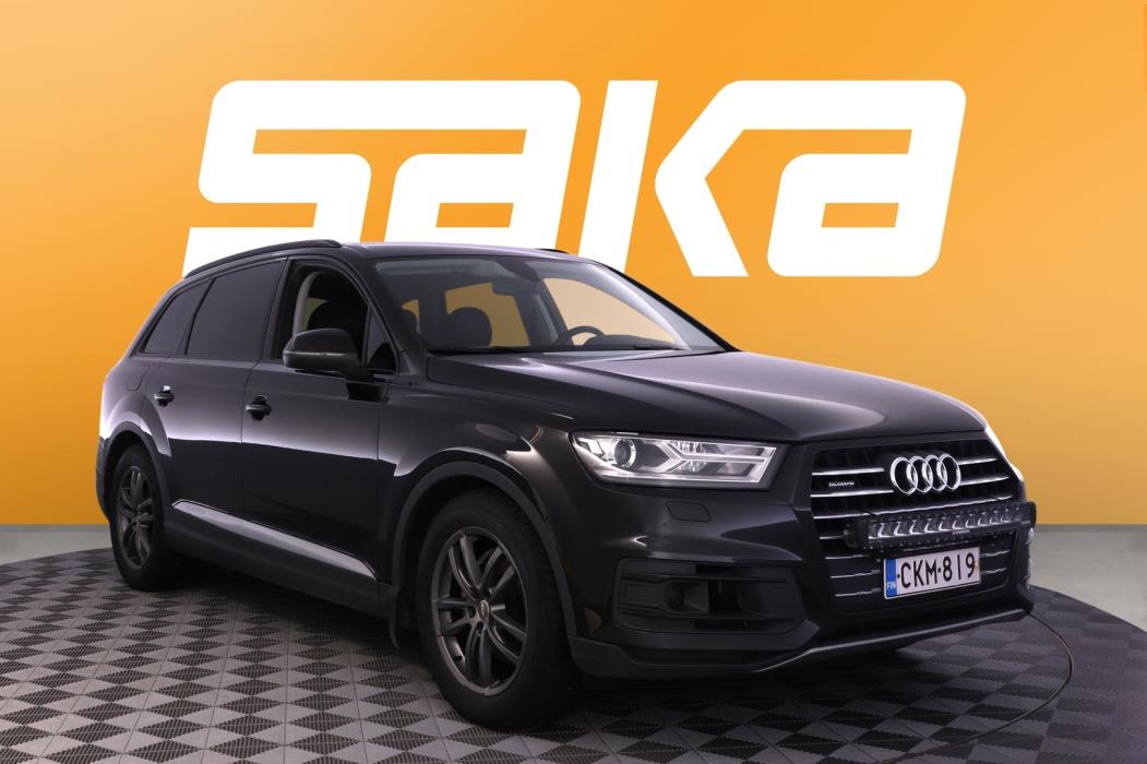 AUDI Q7 2016