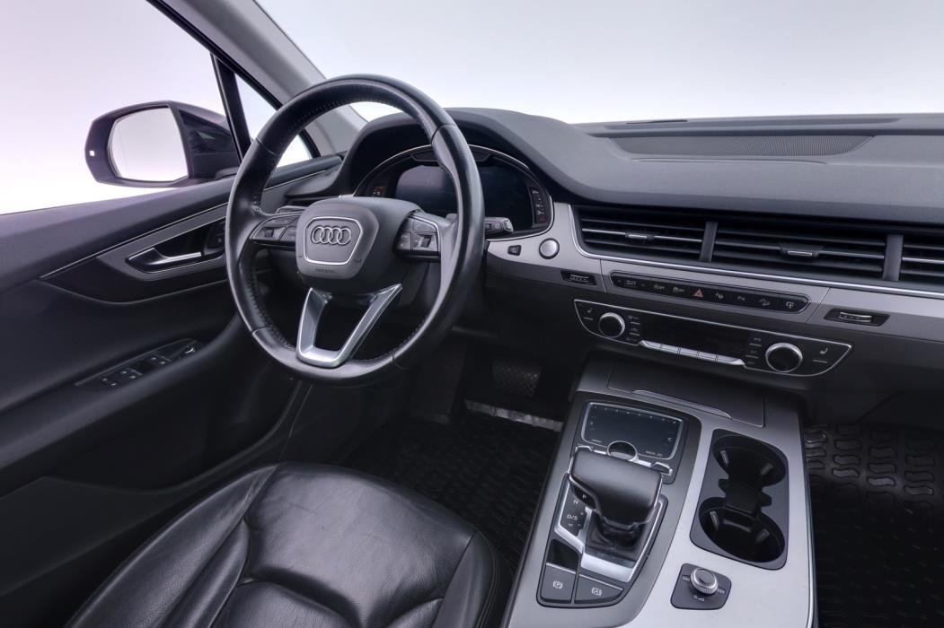 AUDI Q7 2016