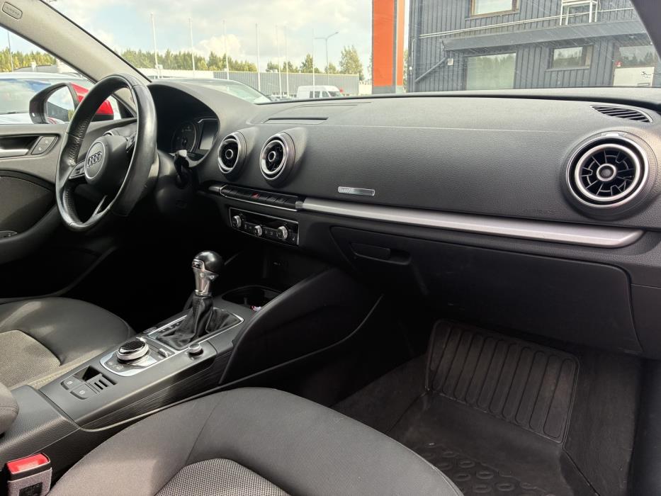 AUDI A3 2017