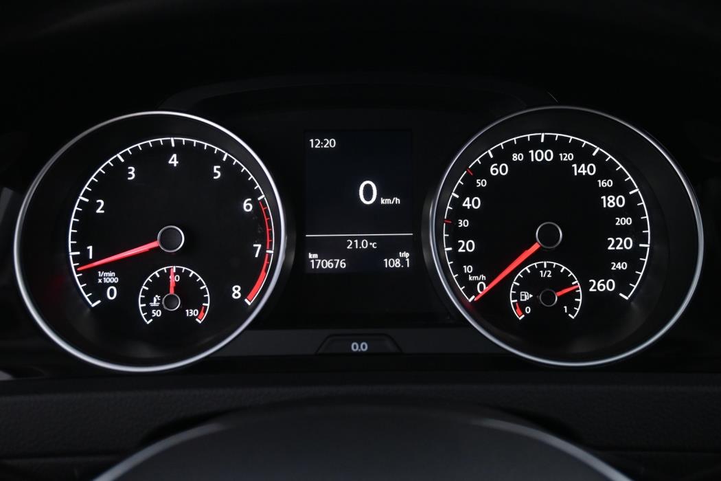 VOLKSWAGEN Golf 2017