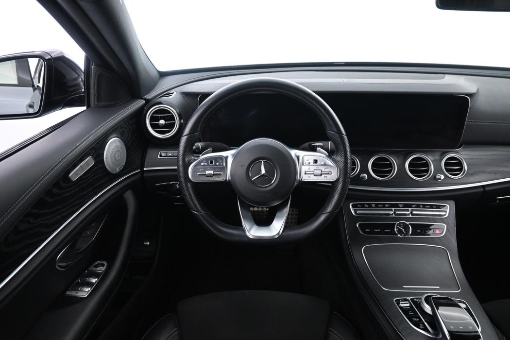 MERCEDES-BENZ E 2019