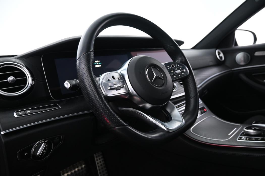 MERCEDES-BENZ E 2019