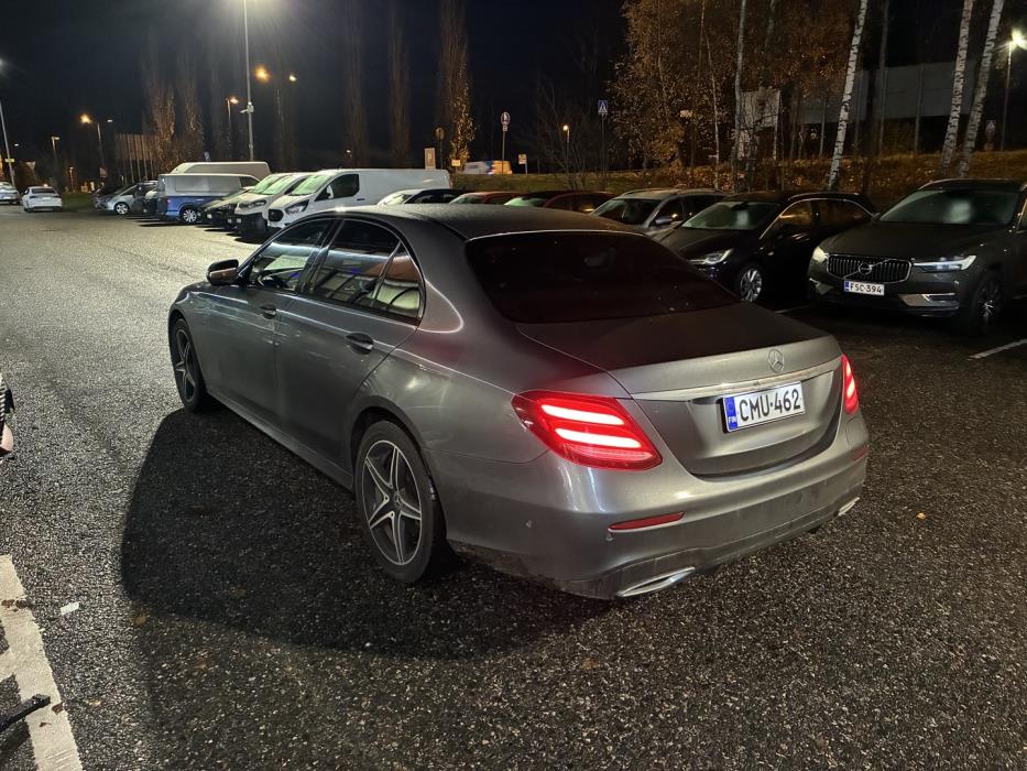 MERCEDES-BENZ E 2019