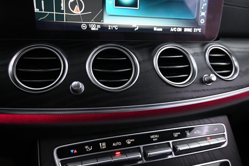 MERCEDES-BENZ E 2019