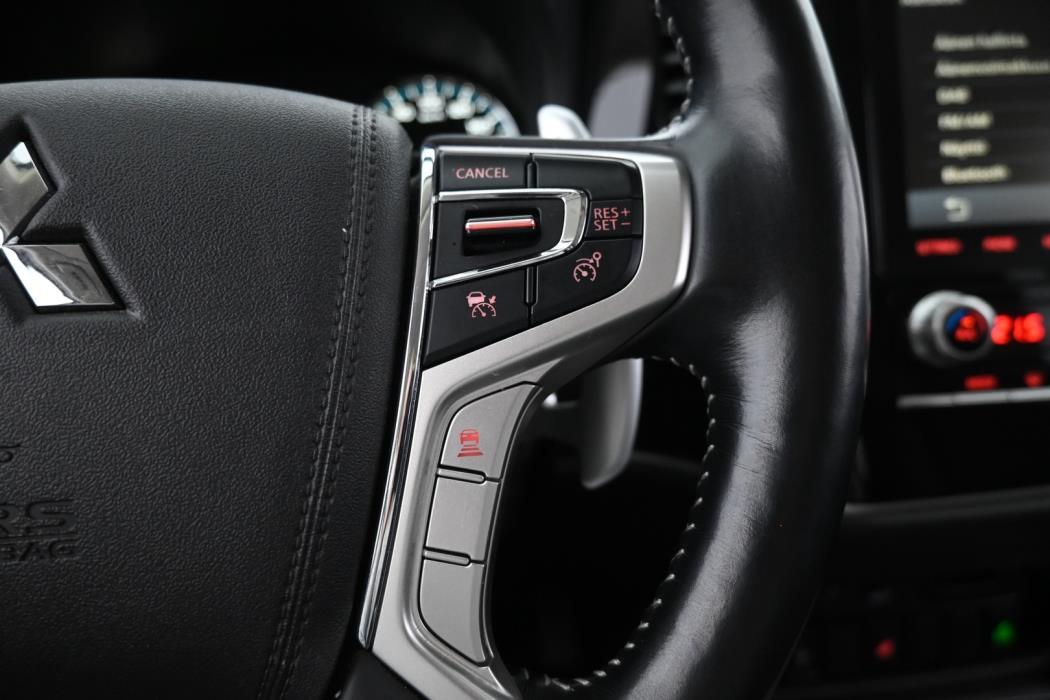 MITSUBISHI Outlander PHEV 2020