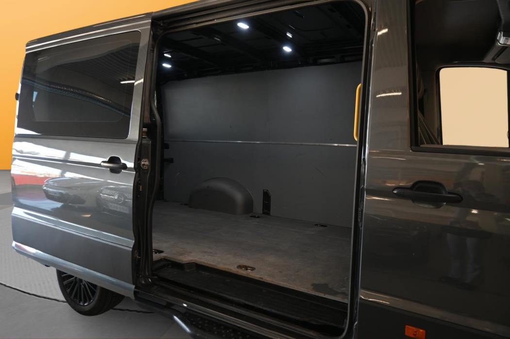VOLKSWAGEN Crafter 2020