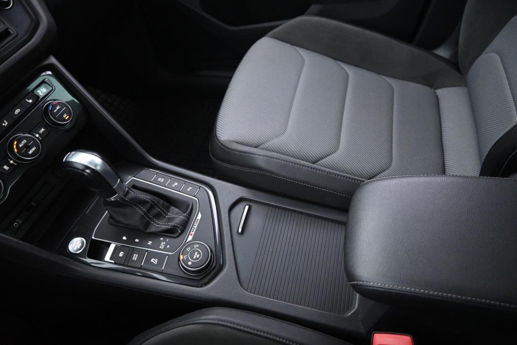 VOLKSWAGEN Tiguan 2017
