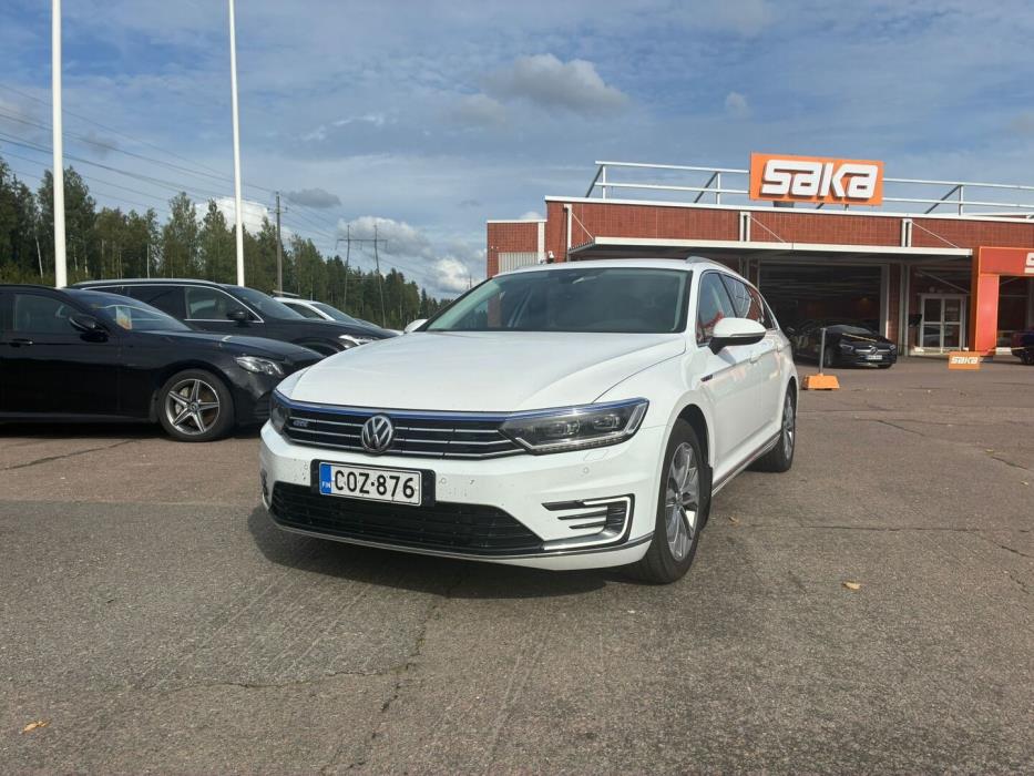 VOLKSWAGEN Passat 2018