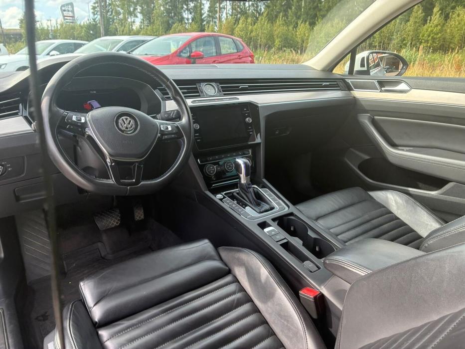 VOLKSWAGEN Passat 2018