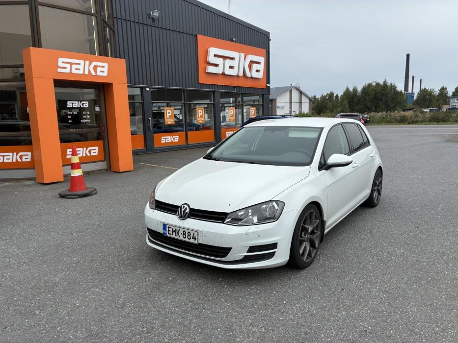 VOLKSWAGEN Golf 2013